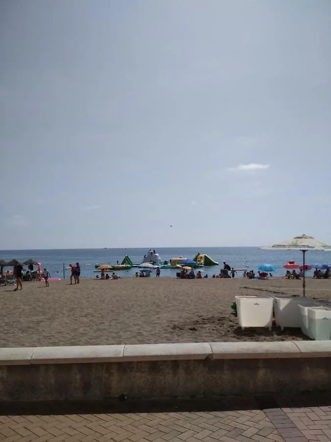 Perla 5, Primera Linea De Playa Y Centrico Fuengirola 0*,  Španělsko